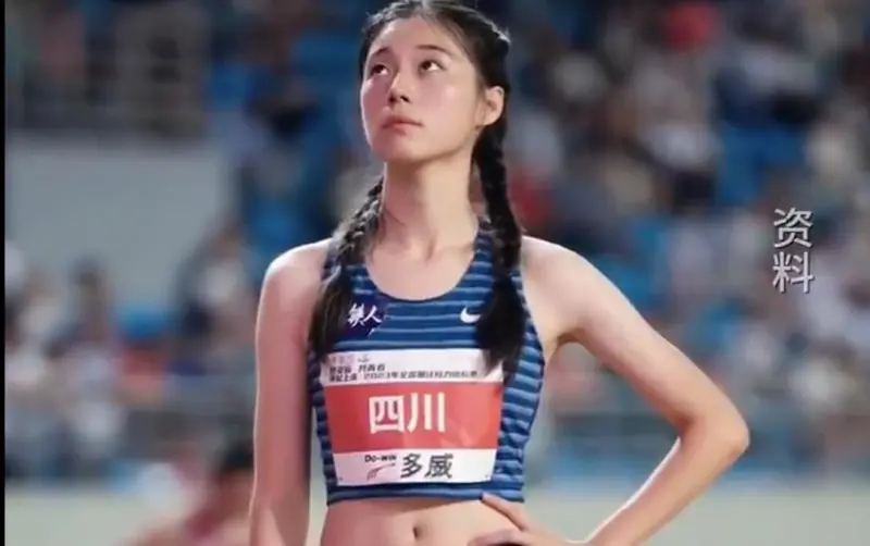 流言板]励志！00后女运动员拒绝复旦复读考清华