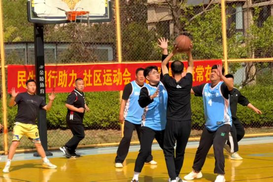 【泊头快报】我市社区运动会点燃群众健身热情(图2)