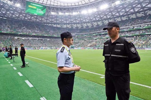 严查大型活动现场扰序行为北京警方发布“中超联赛”文明观赛提示